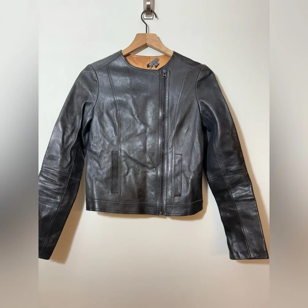 $995 Vince Black Zip Cross Front Leather Jacket Sz XS